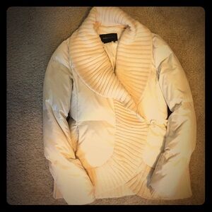 BCBGMaxAzria Cream Quilted Puffer Jacket with Ribbed Shawl Collar